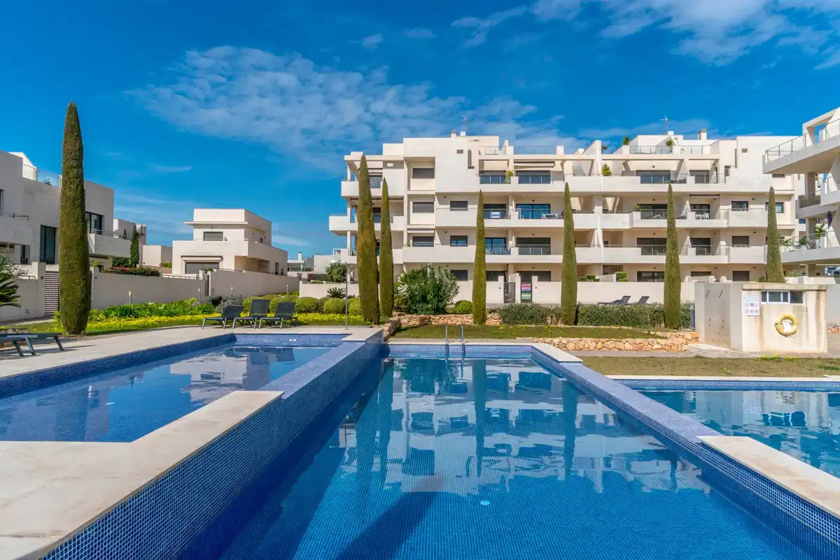 2-bedroom, 2-bathroom Modern apartment with 43 m2 garden in Jardines de Montesolana, Orihuela Costa