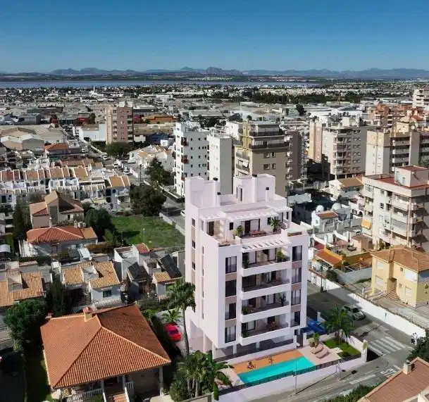 2-Bedroom, 2-Bathroom Modern Apartments with Communal Pool and Parking in Nueva Torrevieja