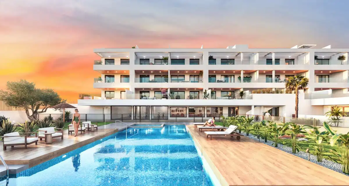 3-Bedroom, 2-Bathroom Ground Floor Apartment with Tourist Licence in Los Frutales, Torrevieja