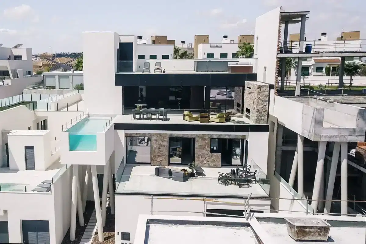 4-Bedroom, 4-Bathroom Designer Villa with Panoramic Sea and Nature Views in Guardamar