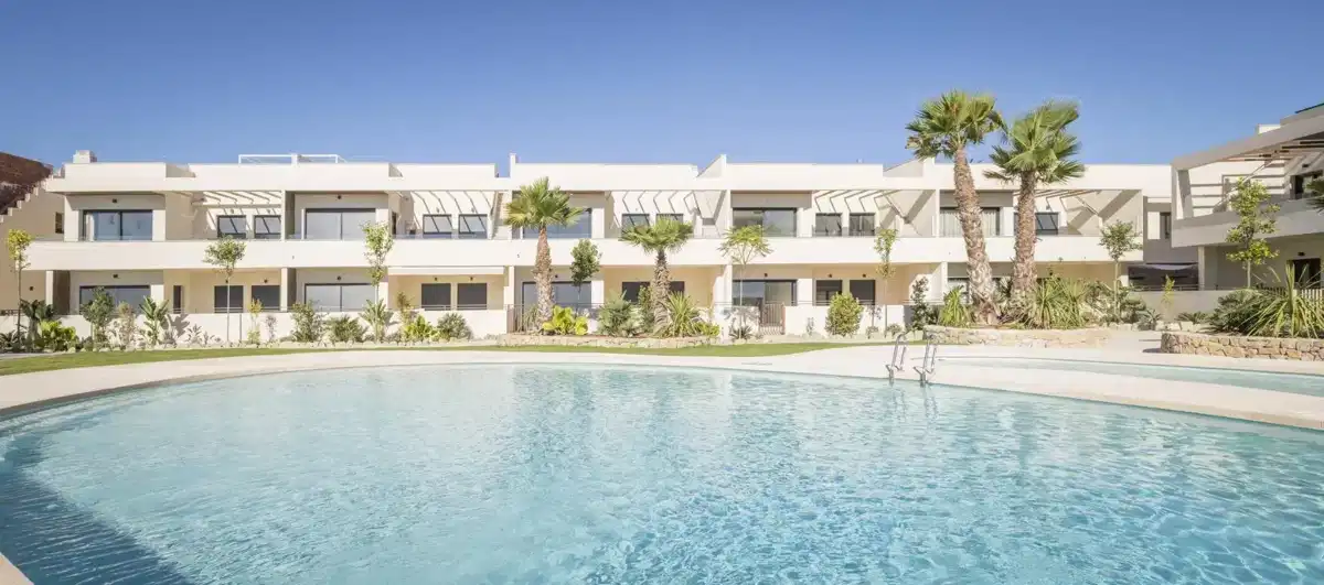2-Bedroom, 2-Bathroom Top Floor Bungalow Just 250m from the Sea in Torrevieja