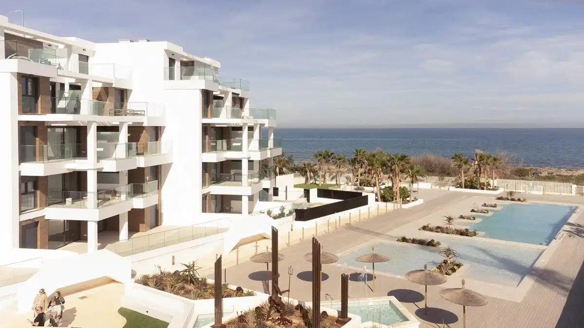 3-Bedroom, 2-Bathroom Duplex Penthouse with Sea Views in Exclusive Mediterranean Complex