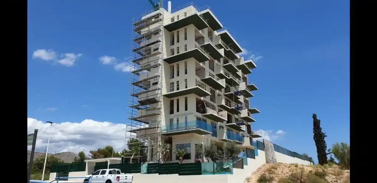 1-Bedroom, 2-Bathroom Apartment with Terrace in La Cala de Finestrat