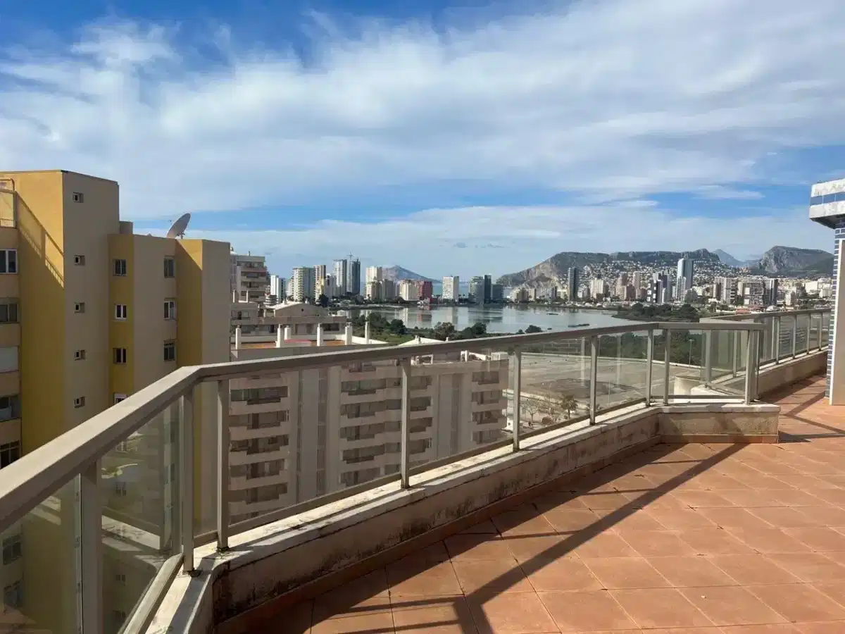 3-Bedroom, 2-Bathroom Penthouse with Panoramic Sea Views in Calpe