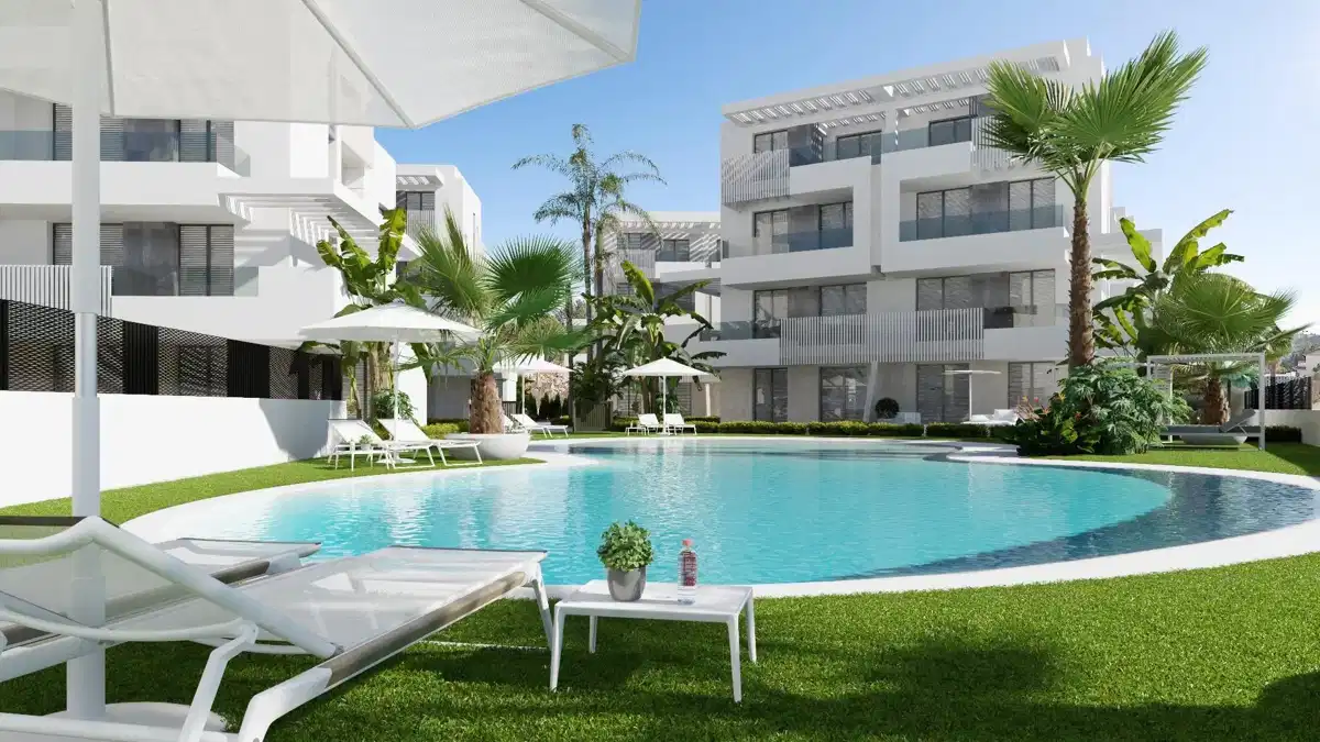 3-Bedroom, 2-Bathroom Penthouse with Lake and Green Views in Private Gated Resort, Murcia