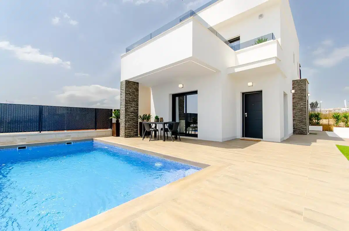 3-Bedroom, 3-Bathroom Villa in Vistabella Golf Resort with Private Garden and Pool