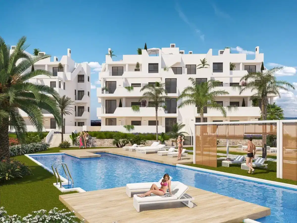 2-Bedroom, 2-Bathroom Contemporary Ground Floor Apartment in Private Gated Resort, Murcia
