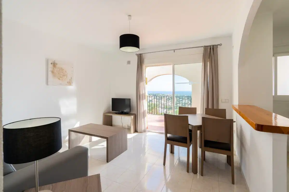 1-Bedroom, 1-Bathroom Top Floor Bungalow Apartment with Terrace and Parking in Calpe
