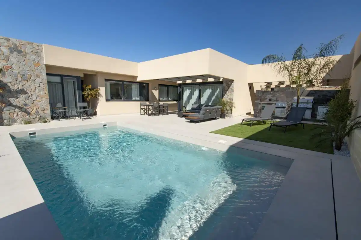 3-Bedroom, 2-Bathroom Villa with South-Facing Garden in Altaona Golf Resort, Murcia