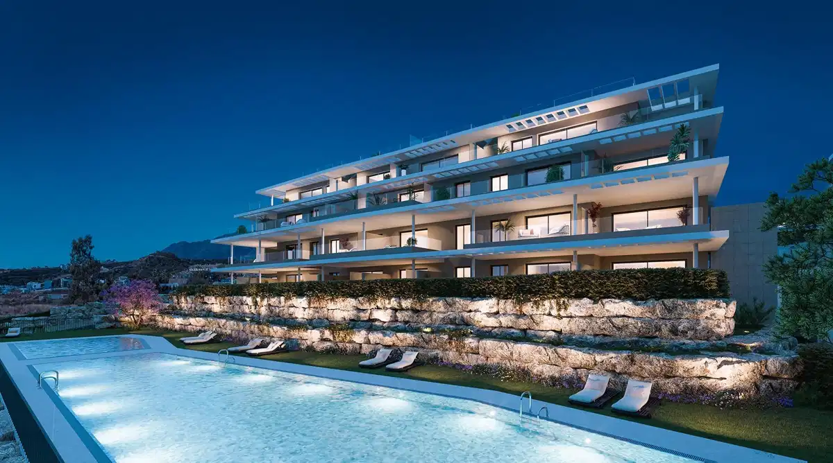 3-Bedroom, 2-Bathroom Apartment with Large Terrace and Access to Premium Amenities in Estepona