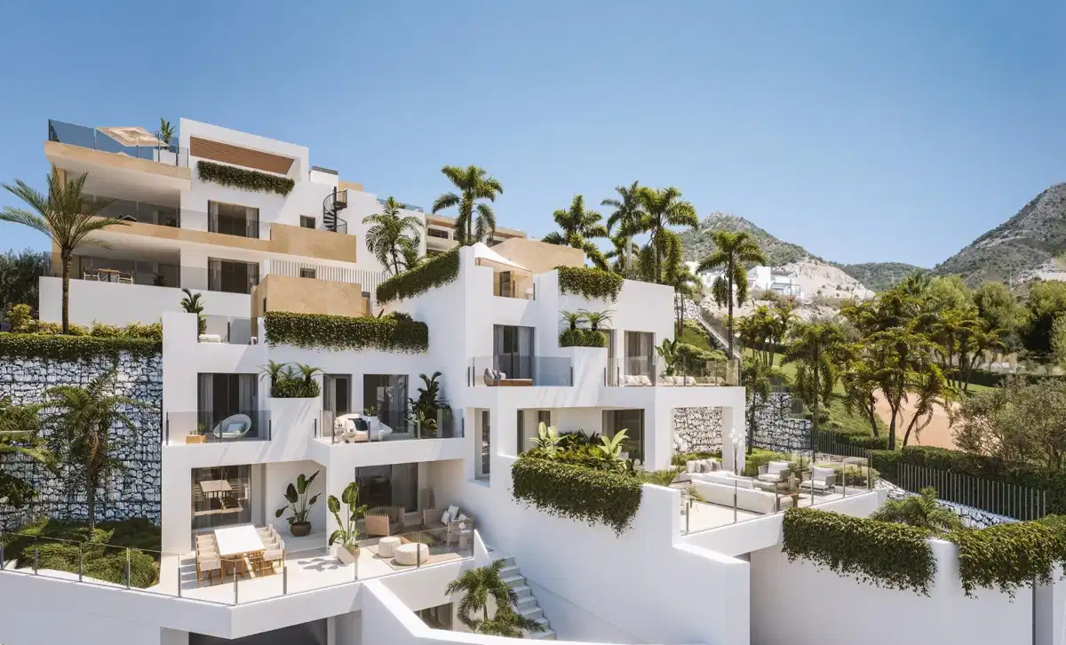 2-Bedroom, 2-Bathroom Ground Floor Apartment with Panoramic Sea Views in Benalmádena