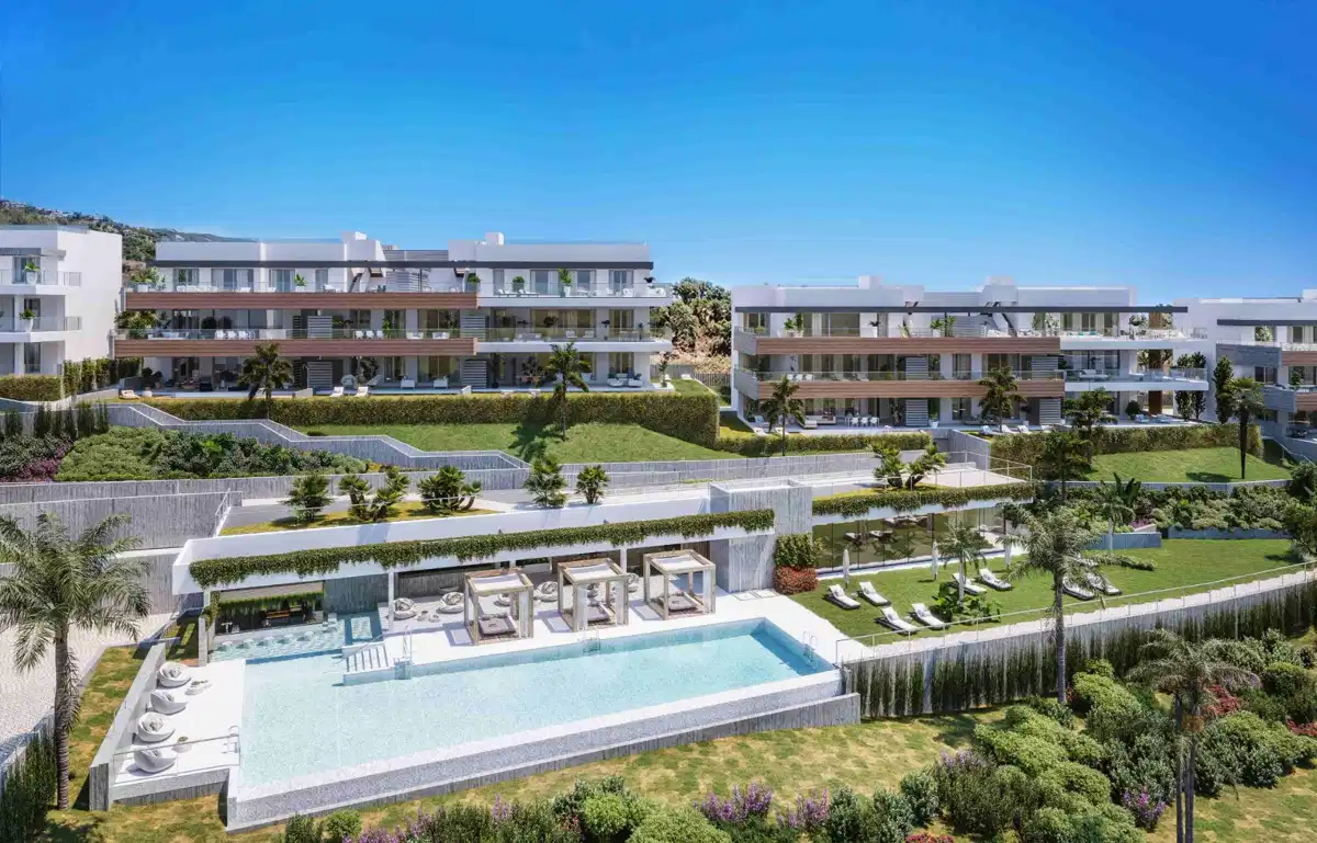 2-Bedroom, 2-Bathroom Ground Floor Apartment with Sea Views and Private Pool in Altos de los Monteros