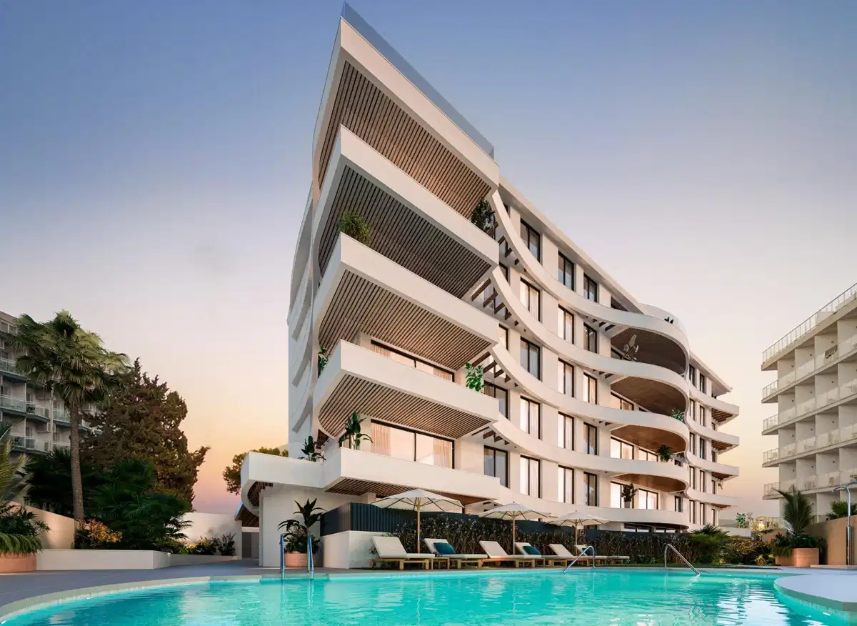 3-Bedroom, 2-Bathroom Duplex Penthouse with Sea Views in Benalmadena
