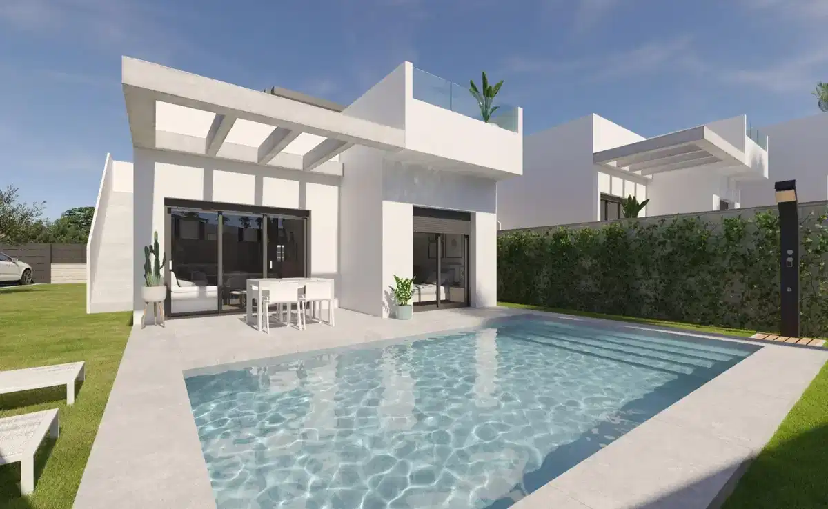 3-Bedroom, 2-Bathroom Villa with Private Garden and Solarium in La Finca Golf, Algorfa