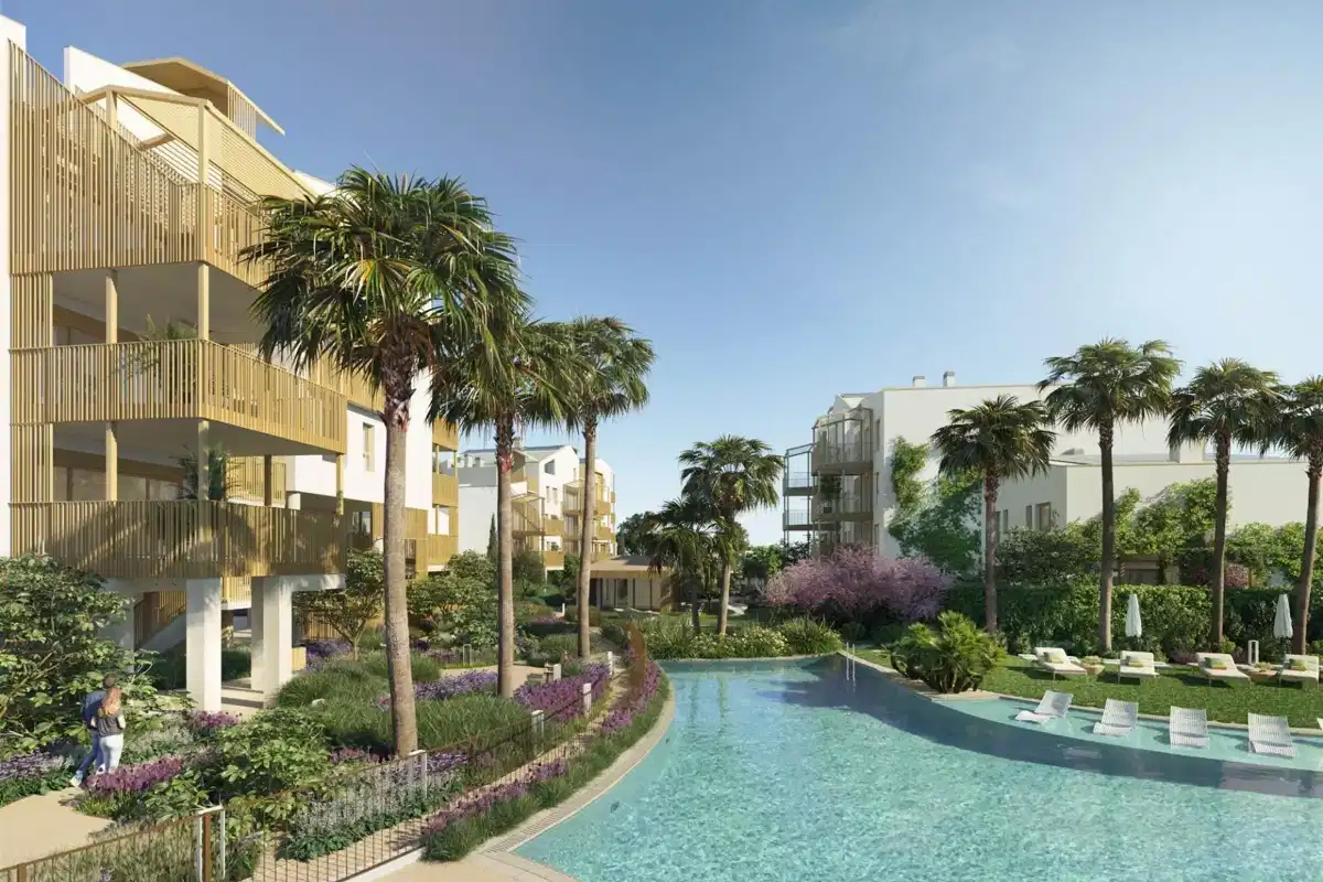 3-Bedroom, 3-Bathroom Ground Floor Apartment with Expansive Terraces in El Vergel