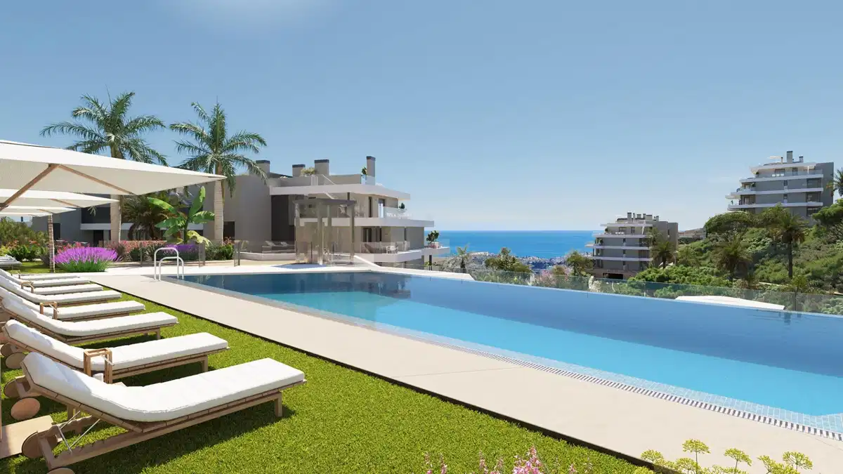 2-Bedroom, 2-Bathroom Apartment with Expansive Terraces and Sea Views in Calanova Golf, Mijas