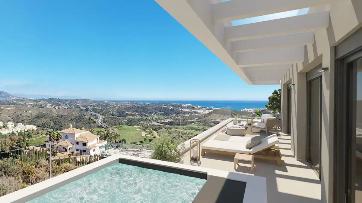 2-Bedroom, 2-Bathroom Penthouse with Expansive Terraces and Panoramic Views in Calanova Golf, Mijas