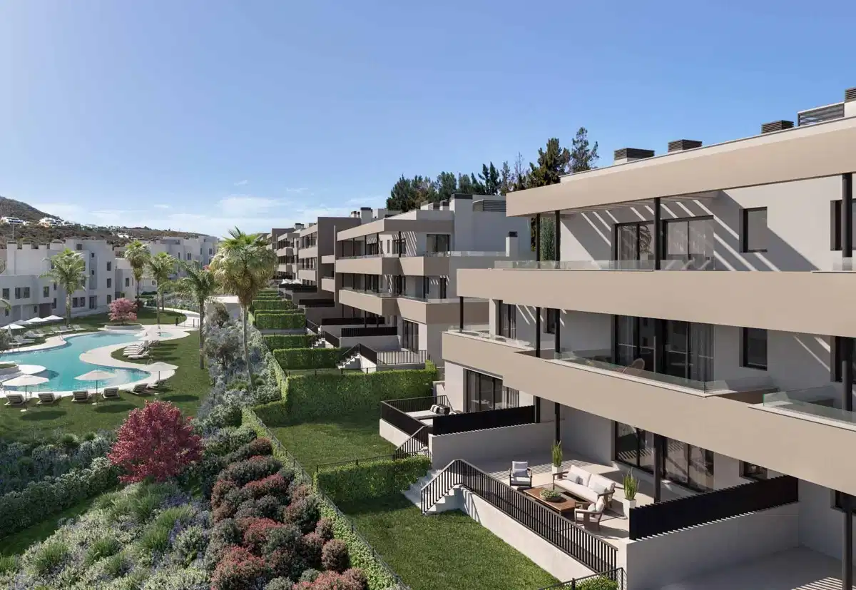 2-Bedroom, 2-Bathroom Ground Floor Apartment in Casares Costa with Spacious Terrace