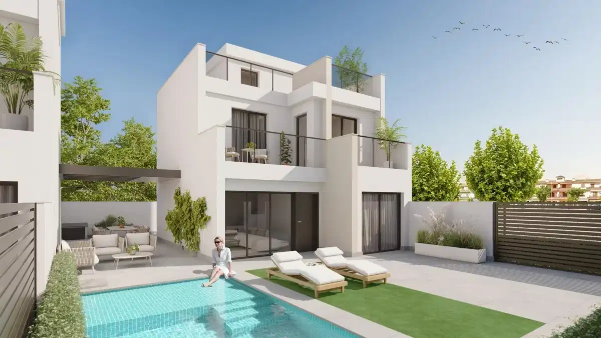 3-Bedroom, 3-Bathroom Villa with Private Pool and Solarium near Los Narejos Beach