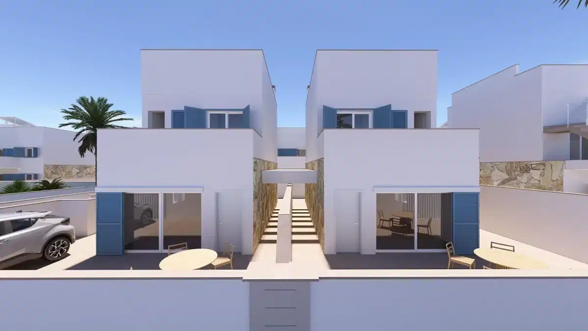 3-Bedroom, 2-Bathroom Villa with Private Solarium and Garden in Torre de la Horadada