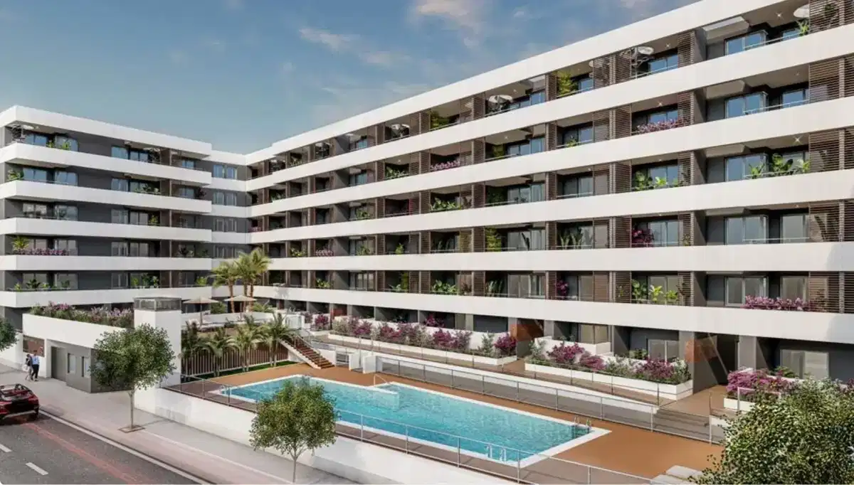 3-Bedroom, 2-Bathroom Penthouse with Terrace and Amenities in Águilas, Murcia