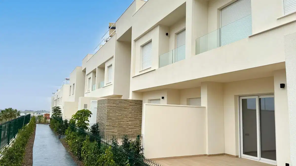 2-Bedroom, 2-Bathroom Top Floor Bungalow in La Finca Golf, Algorfa