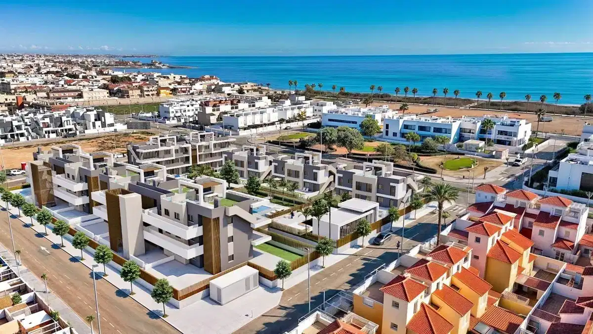 3-Bedroom, 2-Bathroom Luxury Ground Floor Apartment 150m from Las Higuericas Beach – Torre de la Horadada