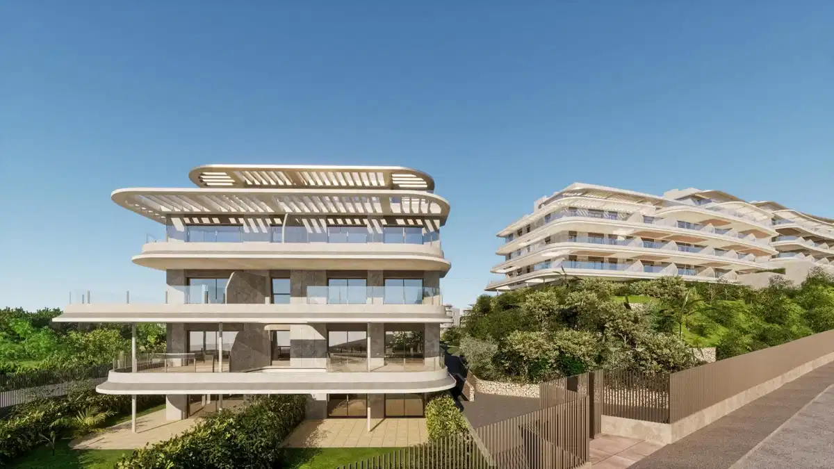 2-Bedroom, 2-Bathroom Apartment with Sea and Mountain Views in Mijas Costa