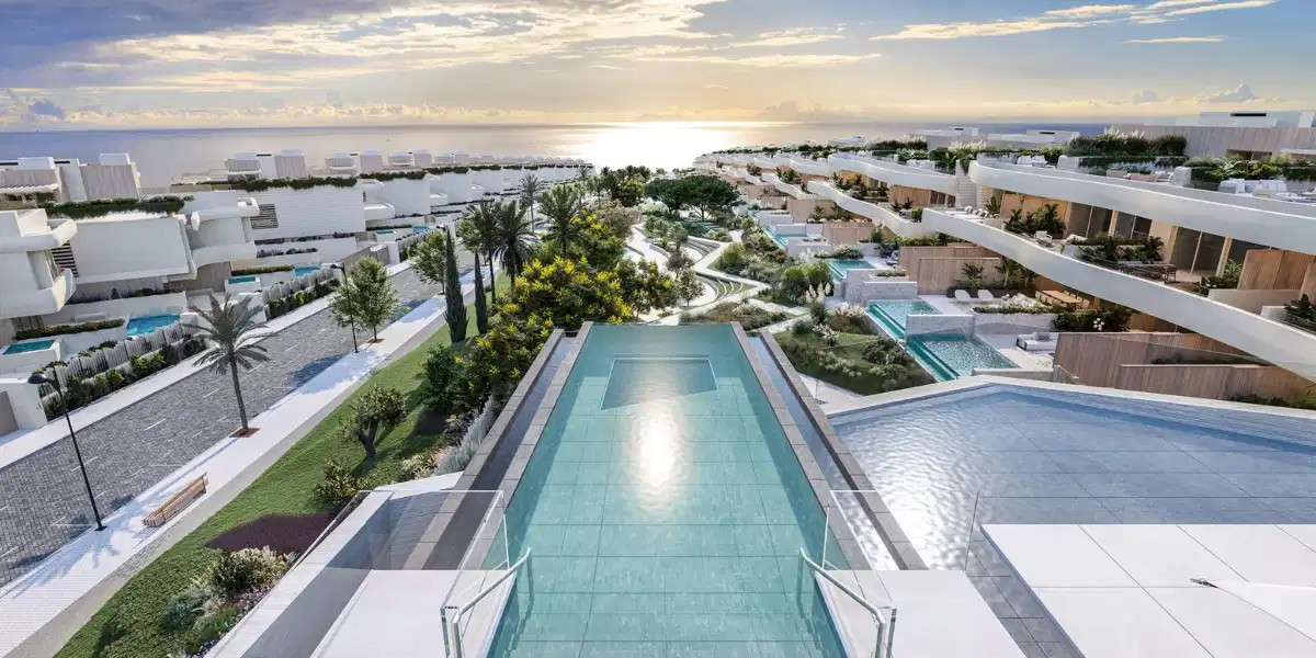 4-Bedroom, 4-Bathroom Semidetached Home in Exclusive Beachfront Complex Near Marbella
