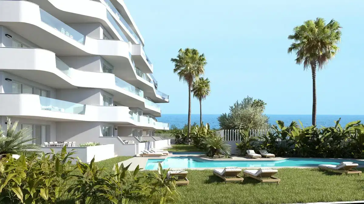 2-Bedroom, 1-Bathroom Luxury Apartments with Sea Views in Mil Palmeras, 200m from the Beach