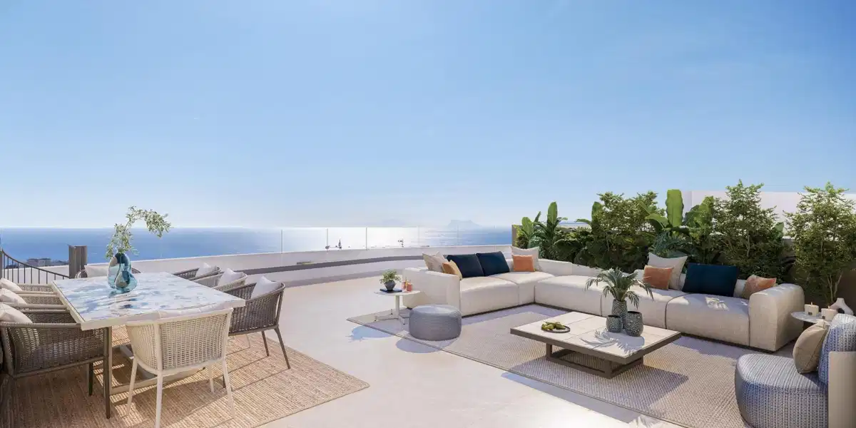 3-Bedroom, 2-Bathroom Penthouse with Sea Views and Resort Amenities in Estepona