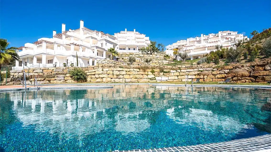 2-Bedroom, 1-Bathroom Ground Floor Apartment with Resort-Style Amenities in Nueva Andalucía, Marbella