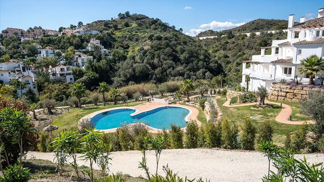 2-Bedroom, 2-Bathroom Ground Floor Apartment with Resort Facilities in Nueva Andalucía, Marbella