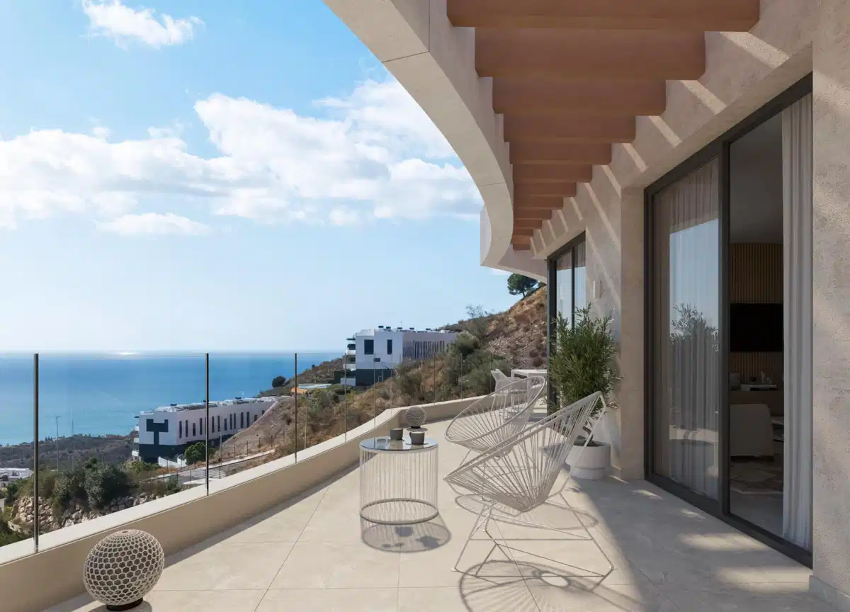 3-Bedroom, 2-Bathroom Ground Floor Apartment with Sea Views and Large Terrace in Rincon de la Victoria