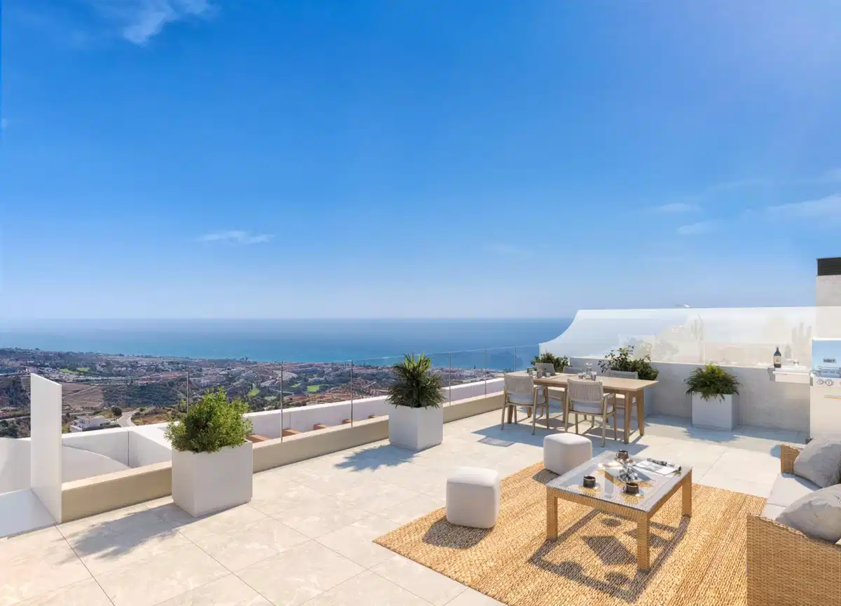 2-Bedroom, 2-Bathroom Penthouse with Sea Views and Large Terrace in Rincon de la Victoria