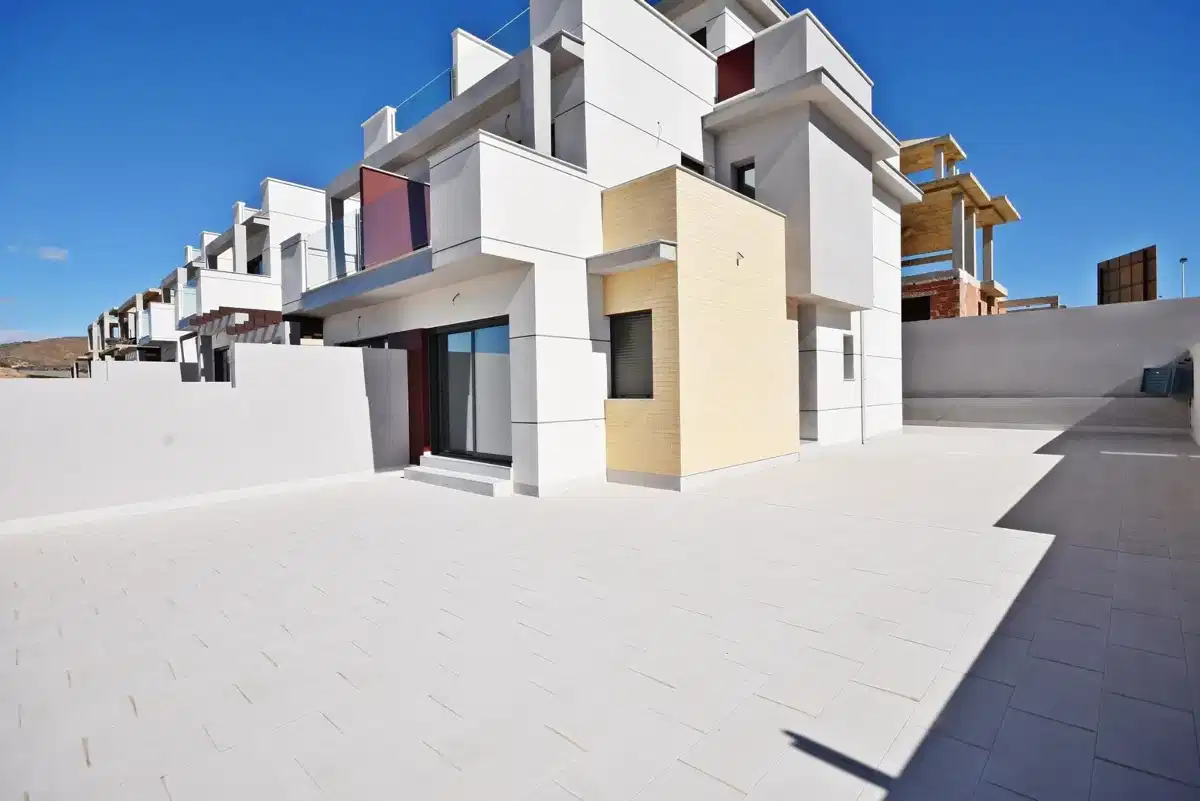 3-Bedroom, 3-Bathroom Modern Semi Detached Villas with Sea Views in Puerto de Mazarron