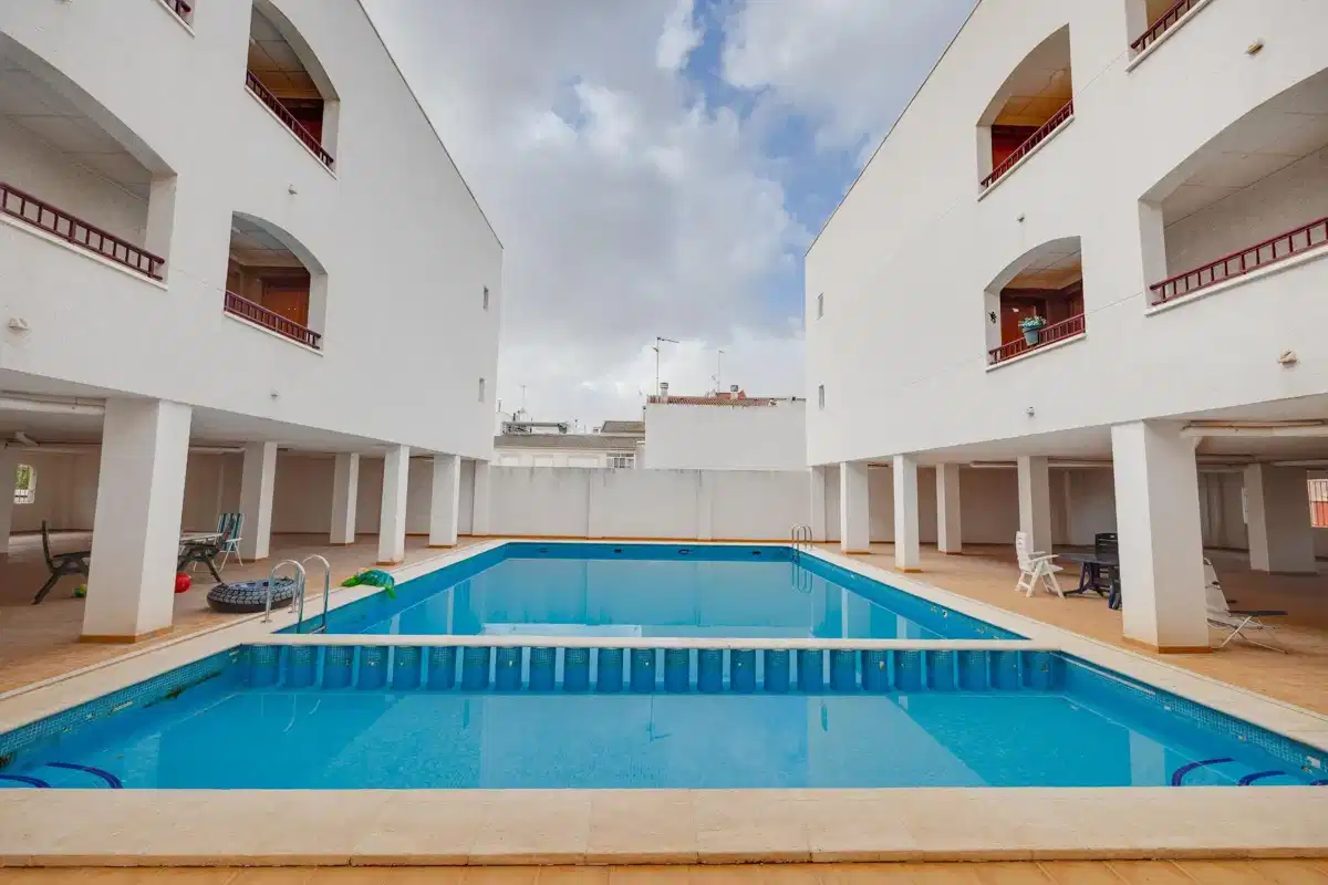 2-Bedroom, 1-Bathroom Renovated Apartment with Communal Pool in Central San Fulgencio