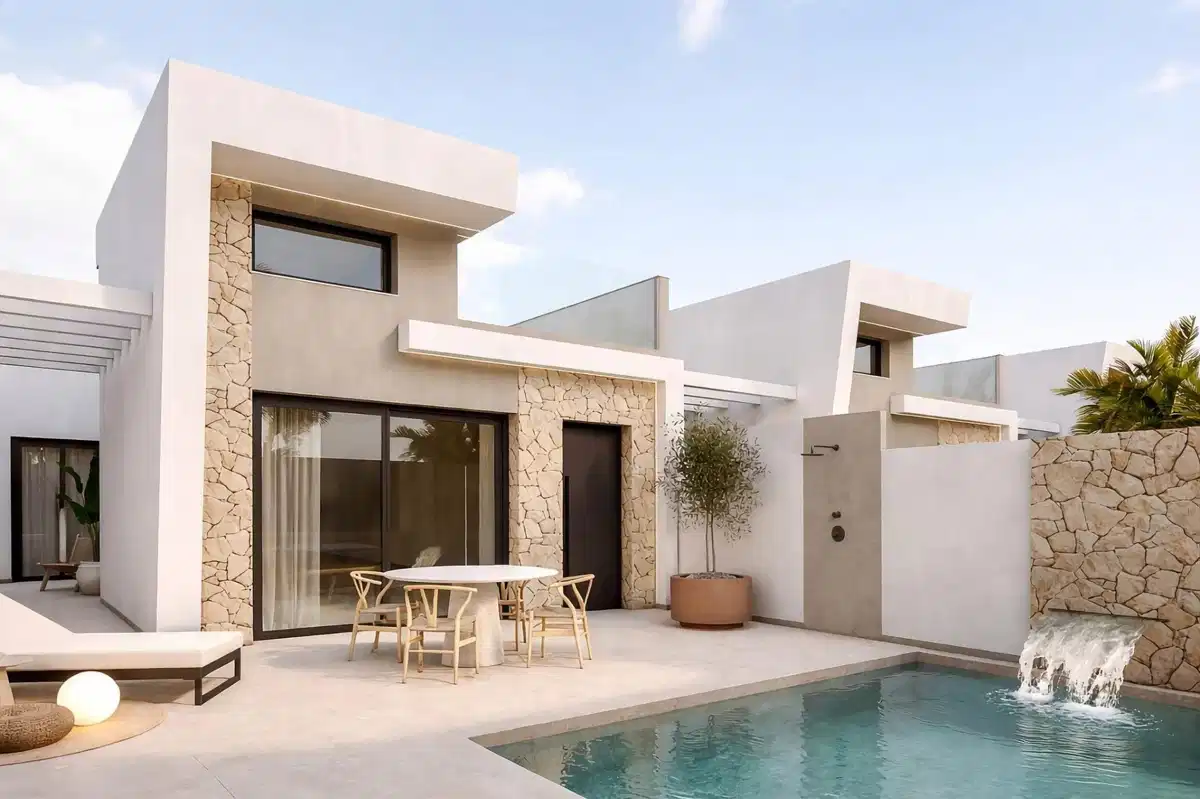 3-Bedroom, 2-Bathroom Modern Villas with Private Pool and Solarium Near the Beach in Los Alcazares