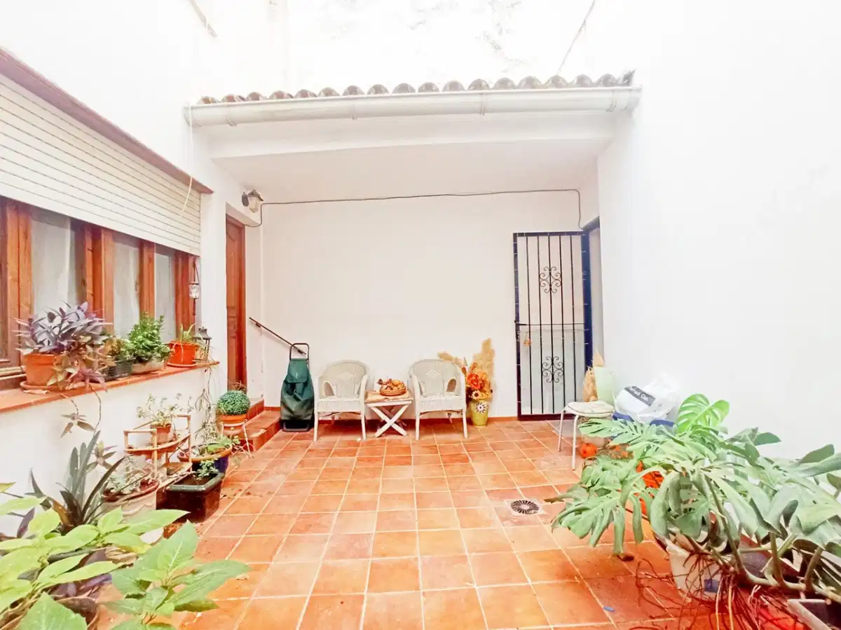 5 bedrooms, 2 bathrooms Villa in Benissa