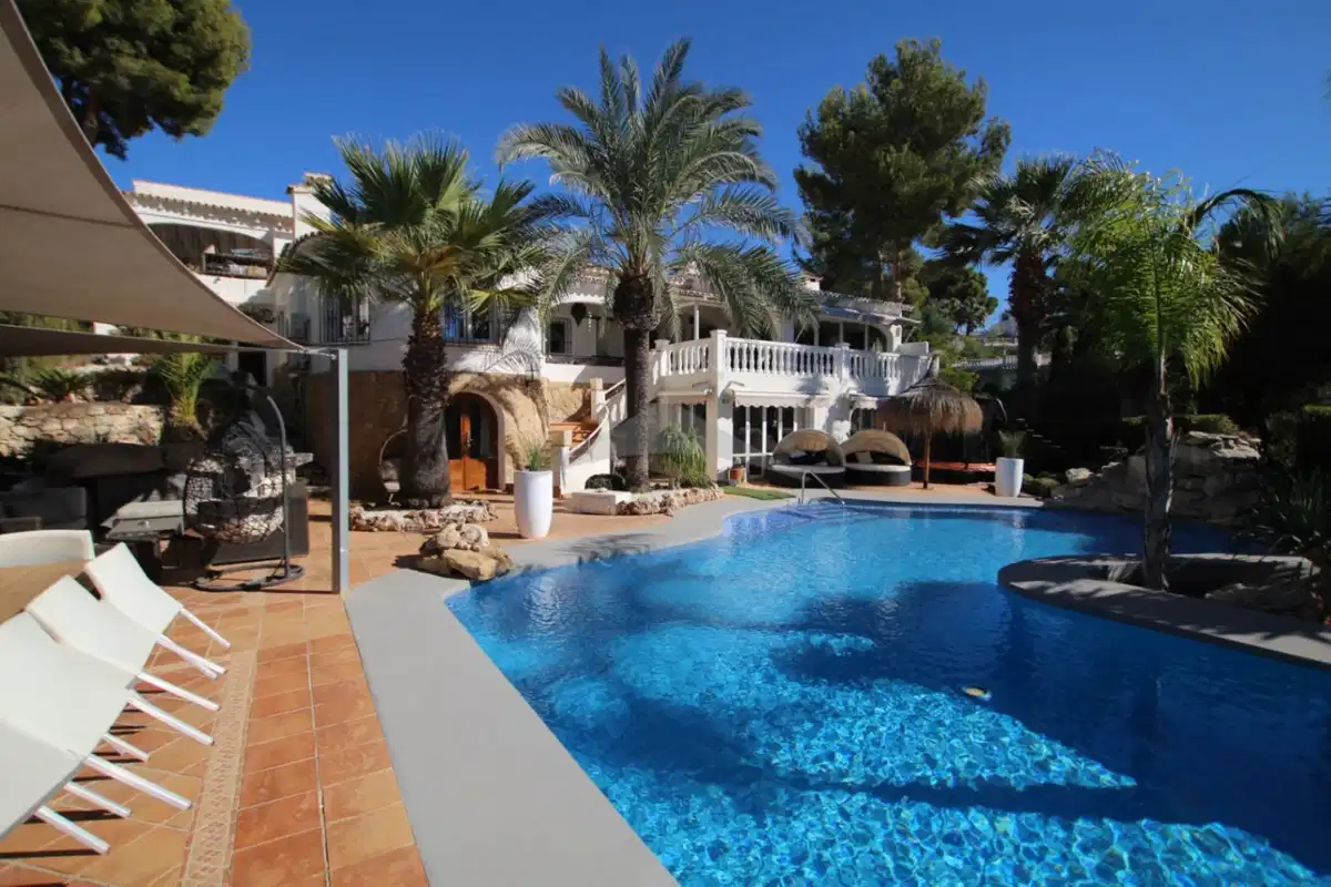 5 bedrooms, 3 bathrooms Villa in Benissa