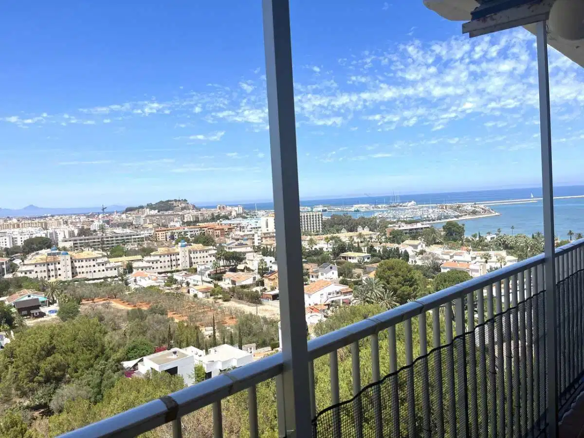 2 bedrooms, 1 bathrooms Apartment in Denia