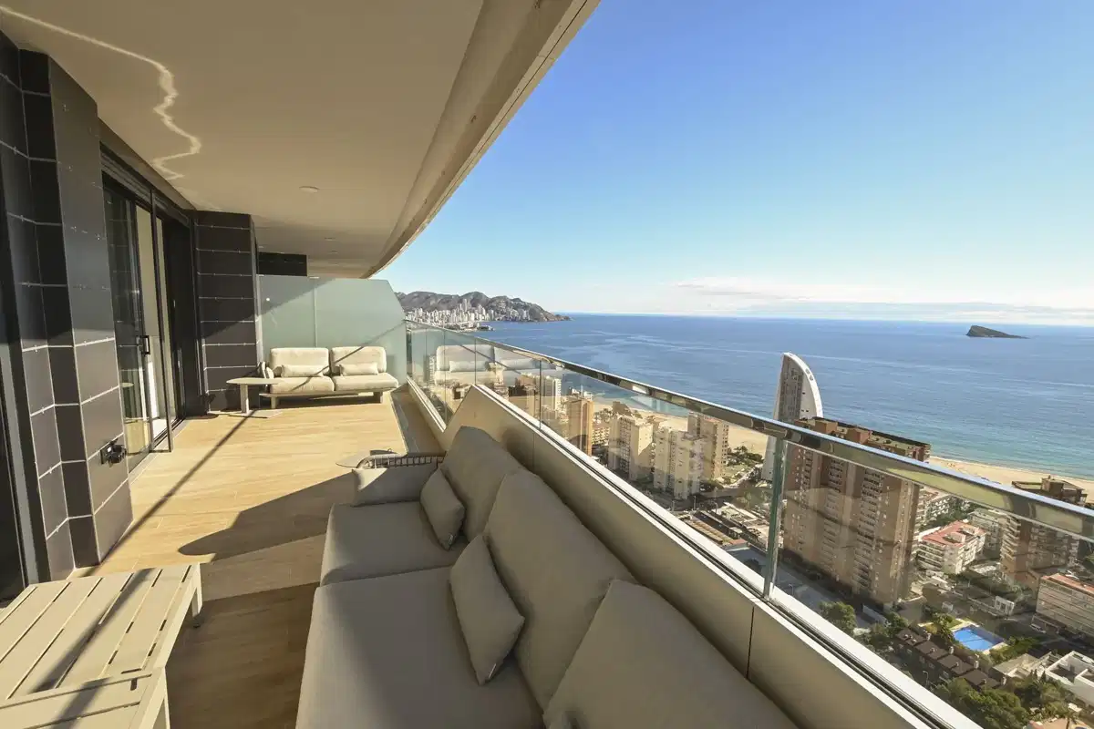 3 bedrooms, 2 bathrooms Apartment in Benidorm