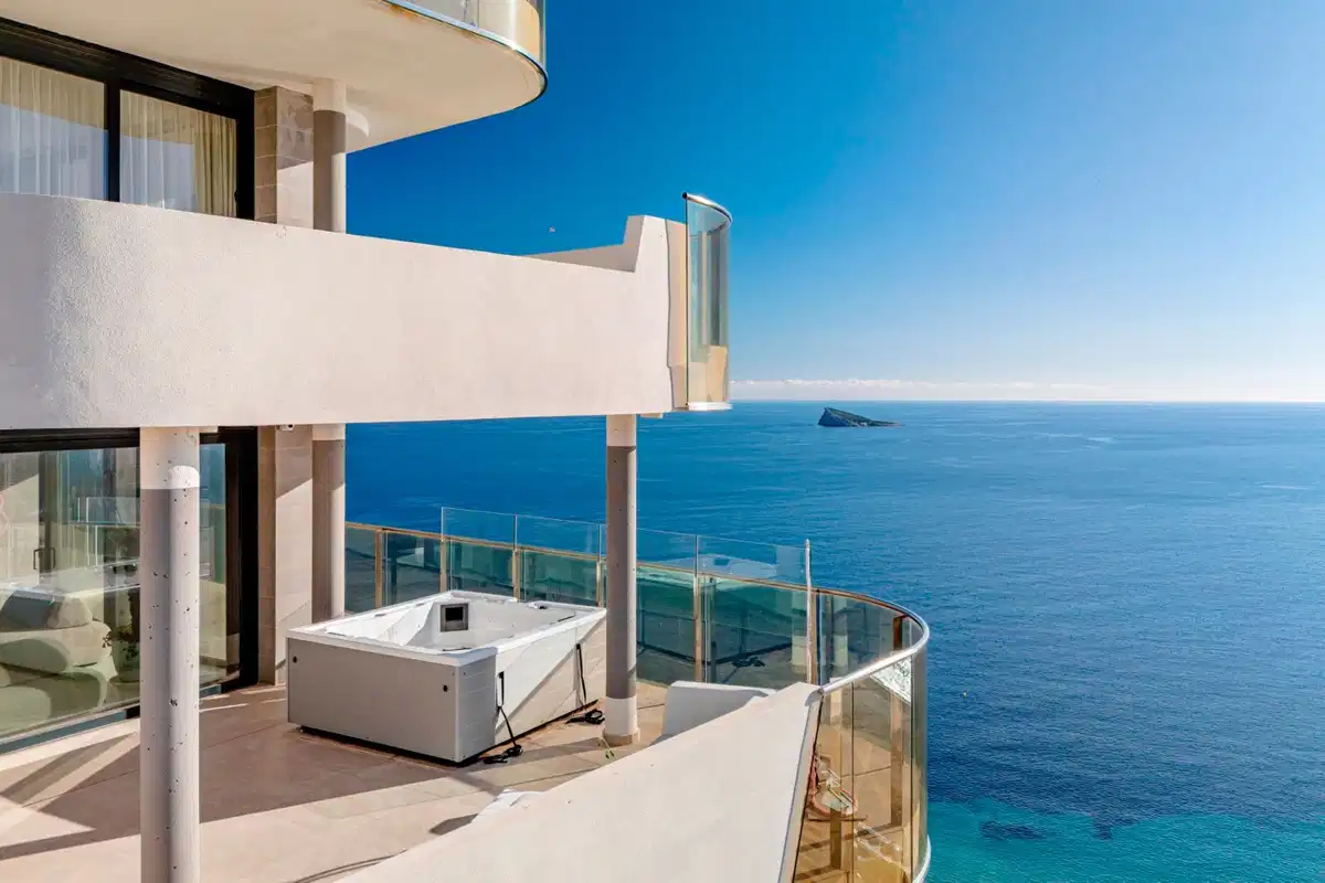 3 bedrooms, 2 bathrooms Apartment in Benidorm