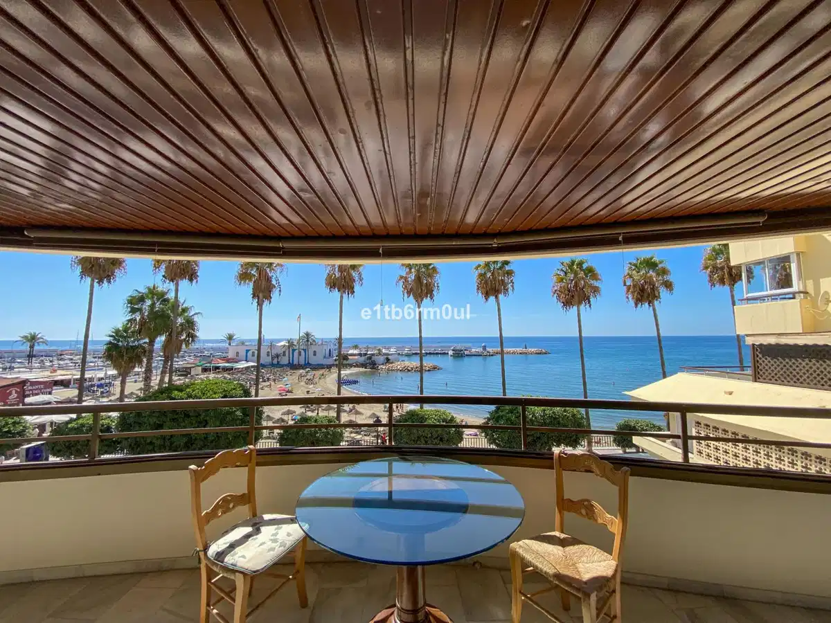 3 bedrooms, 3 bathrooms Apartment in Marbella