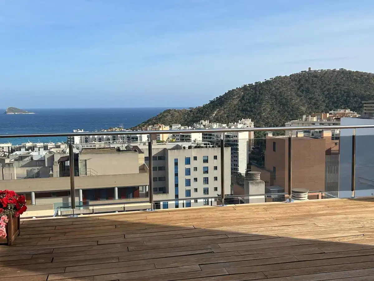 3 bedrooms, 2 bathrooms Penthouse in Villajoyosa