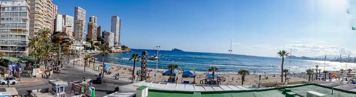 4 bedrooms, 2 bathrooms Apartment in Benidorm