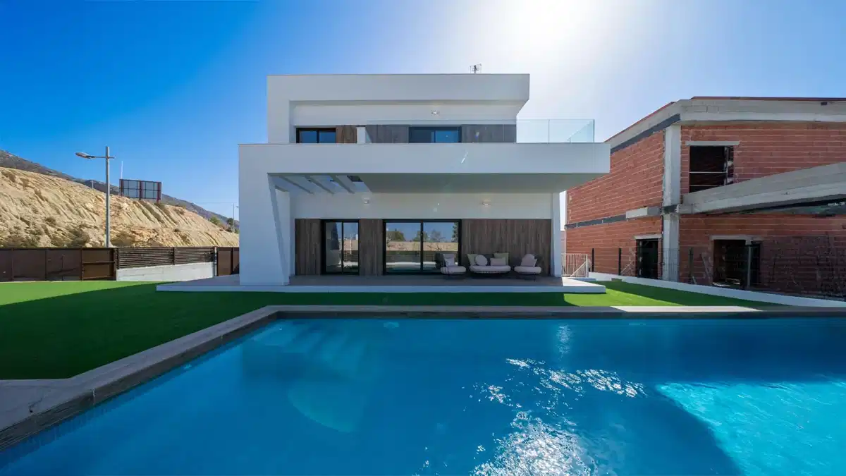 3 bedrooms, 3 bathrooms Villa in Finestrat