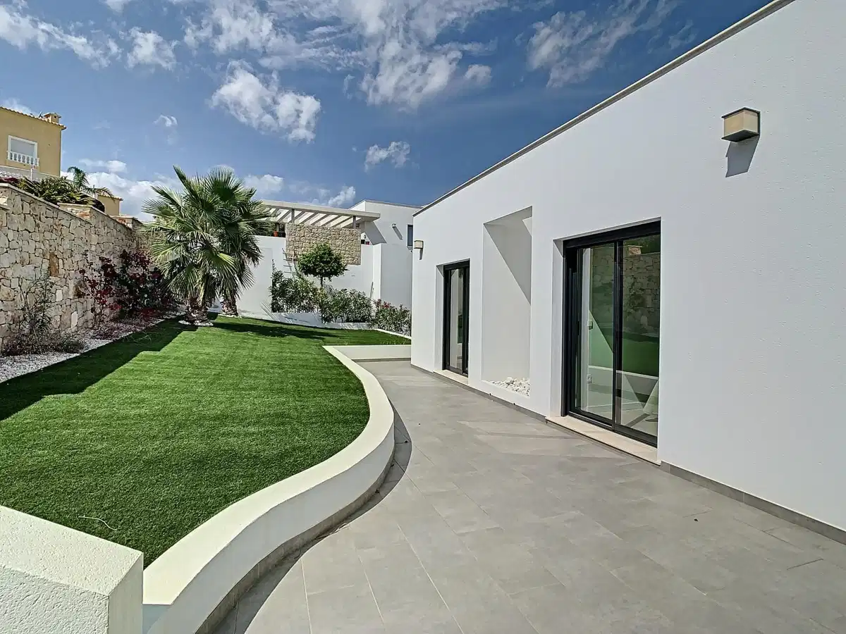 4 bedrooms, 3 bathrooms Villa in Benitachell
