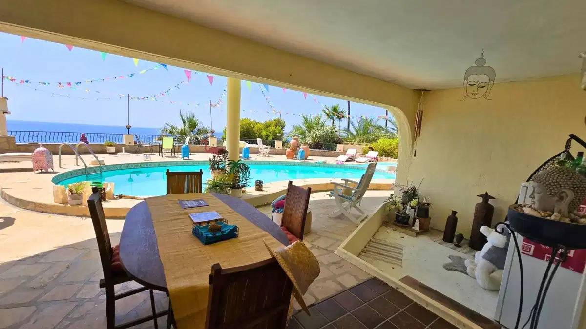3 bedrooms, 2 bathrooms Villa in Altea