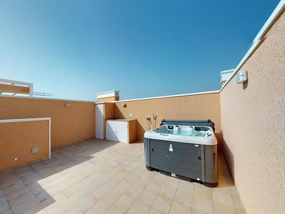 3 bedrooms, 2 bathrooms Penthouse in Guardamar del Segura